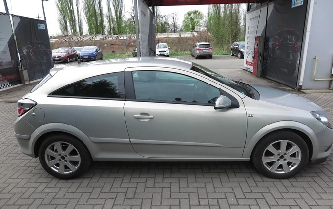 Opel Astra cena 11900 przebieg: 193000, rok produkcji 2006 z Okonek małe 301